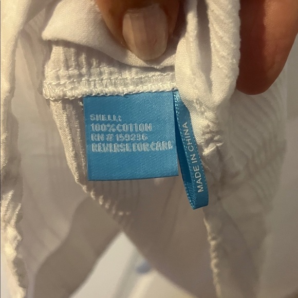 J McLaughlin White Button-Up Blouse women’s size Large - Picture 7 of 7